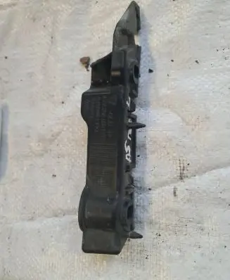 Audi A5 8T 8F Front bumper mounting bracket 8T0807283A 15443