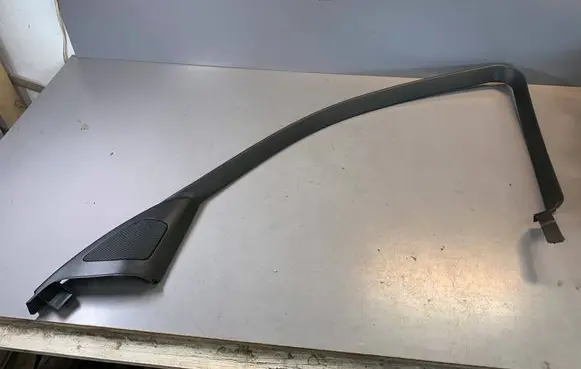 BMW 1 E81 E87 Other front door trim element 7121146 51337121146 51337258572