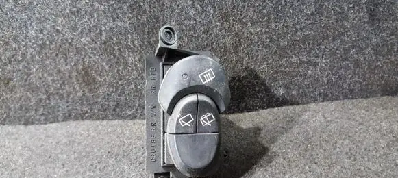 Windscreen/window heater switch