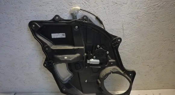 Mazda CX-7 Rear door window regulator with motor