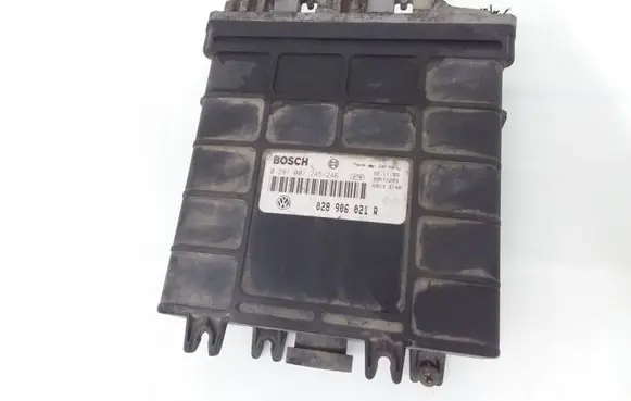 Volkswagen PASSAT B4 Engine control unit/module 028906021R 0281001245