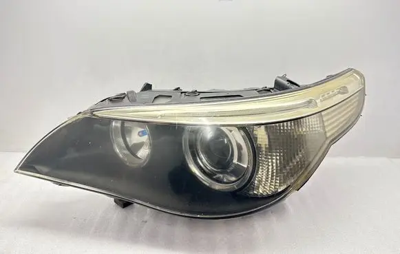 BMW 5 E60 E61 Headlight/headlamp 15876100