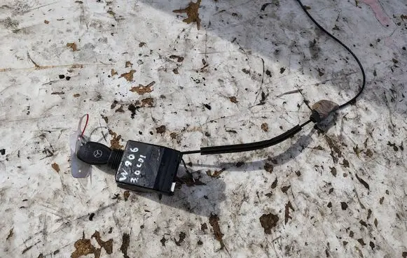 Mercedes-Benz Sprinter W906 Ignition lock A9069003901