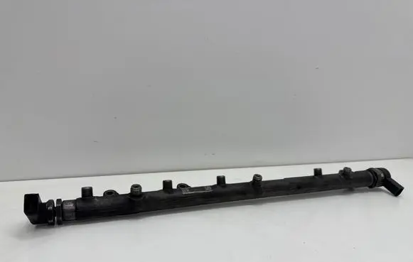 BMW 5 E60 E61 Fuel main line pipe 0445216023 779961002