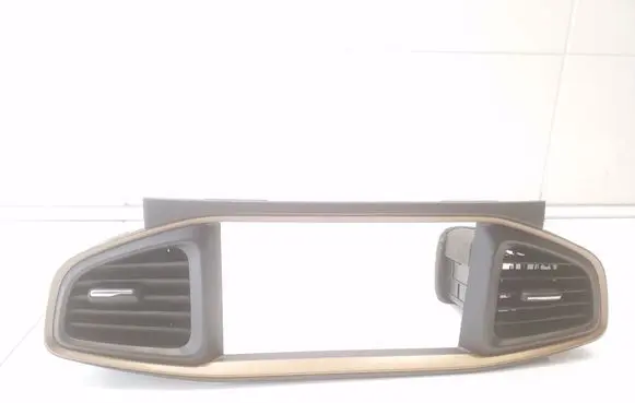 Hyundai Ioniq Radio/GPS head unit trim 84740G2100