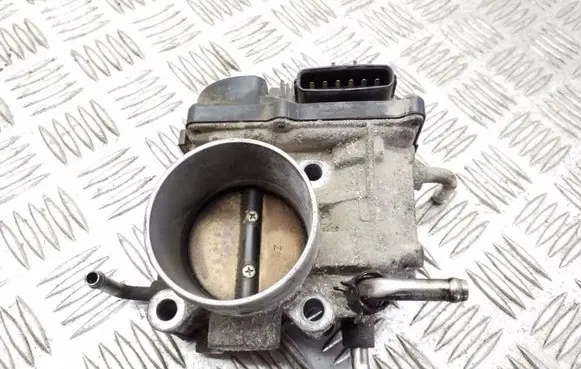 Toyota Camry Throttle valve 2203028040