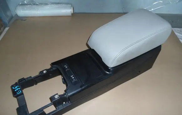 Infiniti Q45 III Center console