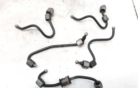 Alfa Romeo 159 Fuel injector supply line/pipe 