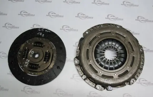 Ford Focus Clutch set kit 043082001151