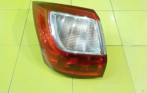 Ford Grand C-MAX Rear/tail lights 89500986