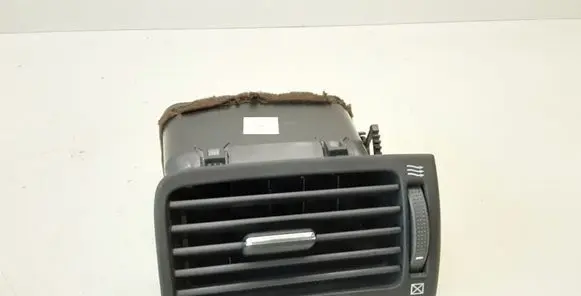 Toyota Avensis T250 Dashboard side air vent grill/cover trim 8221