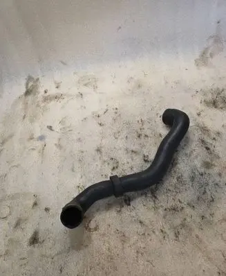 Mercedes-Benz ML W164 Engine coolant pipe/hose