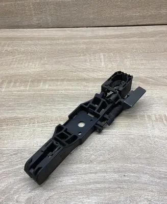 Renault Laguna II Rear door exterior handle/bracket 8200008431 RIGHTSIDE