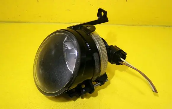Volkswagen Golf V Front fog light 27128700