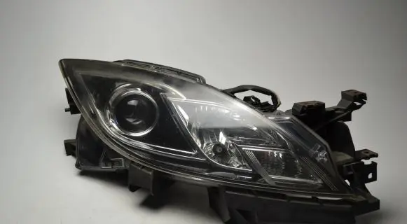 Mazda 6 Headlight/headlamp JNM6