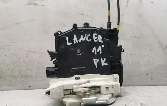 Mitsubishi Lancer X Front door lock