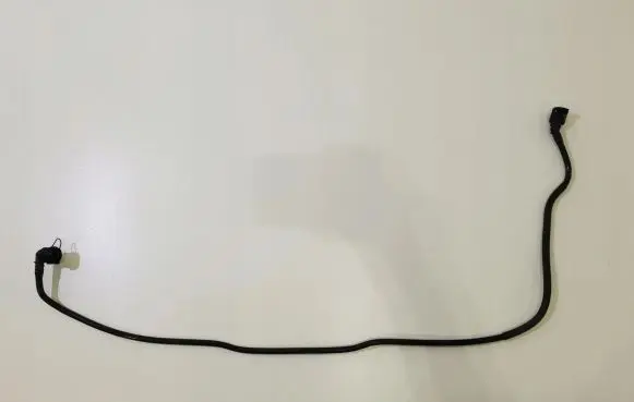 BMW 1 F20 F21 Engine coolant pipe/hose 8570061