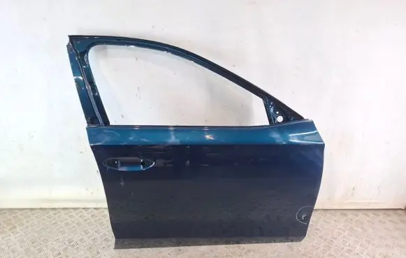 Skoda Octavia Mk4 Front door 5E3831312
