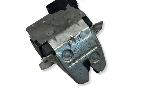 Mercedes-Benz CLC CL203 Tailgate/trunk/boot lock/catch/latch A2037400235