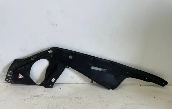 Engine bonnet/hood lock trim molding