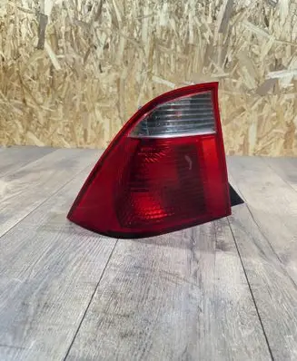 Rear/tail lights