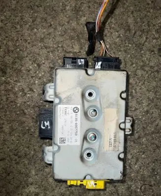 BMW 5 E60 E61 Door control unit/module 6957759 15012005 2781C4