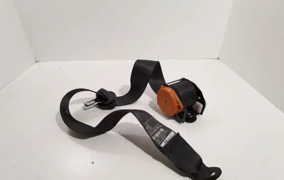Opel Mokka Rear seatbelt 95108176 95108176L