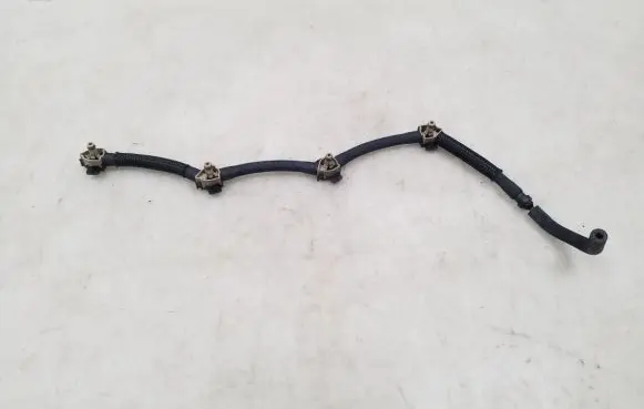 Volkswagen Golf VII Fuel return line/hose 