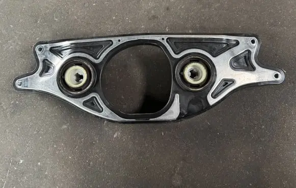 Mercedes-Benz GLC C254 Rear differential mounting bracket A2063520000