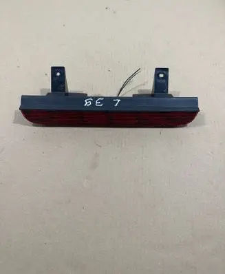 Suzuki Ignis Third/center stoplight