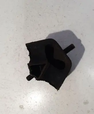 Audi 80 90 B2 Engine mount bracket 30130012