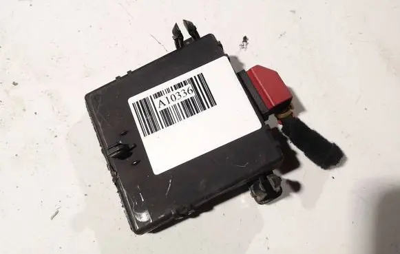 Volkswagen Golf Plus Door control unit/module 1k0907530e 1k0907951