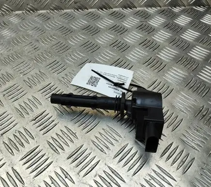Mercedes-Benz SLK R172 High voltage ignition coil A0001501980