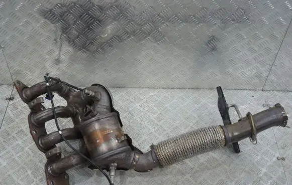 Ford Kuga III Exhaust manifold