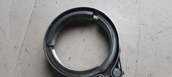 Audi Q5 SQ5 Muffler pipe connector clamp 059145687