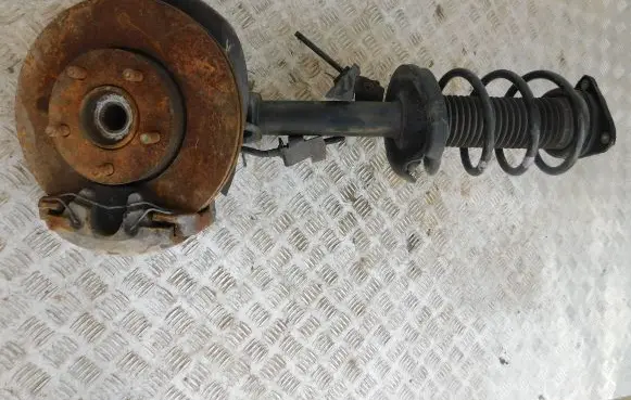 Mazda 3 I Front wheel hub spindle knuckle