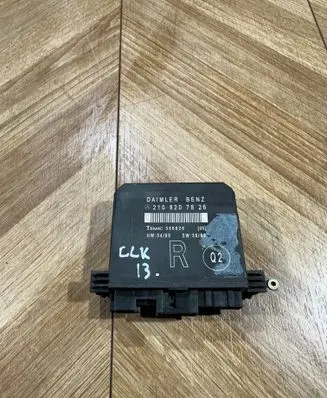 Mercedes-Benz CLK A208 C208 Door control unit/module 2108207826 356828