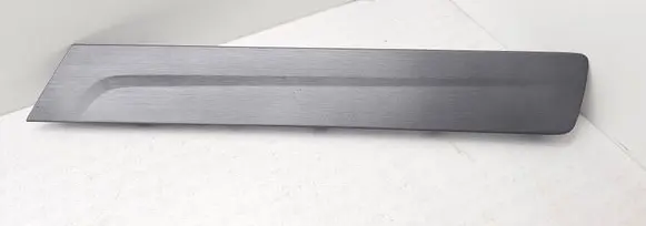 Honda CR-V Front door trim bar 83500SWWAE01021
