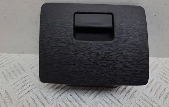 Toyota Avensis T270 Glove box 5545005010C0 5545005010