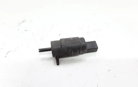 Iveco Daily 30.8 - 9 Windscreen/windshield washer pump 504015670