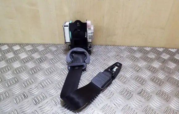 Audi A6 S6 C7 4G Front seatbelt 4G8857706D