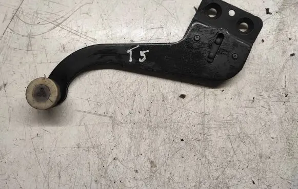 Volkswagen Transporter - Caravelle T5 Sliding door upper roller guide/hinge 7H0843436E 181406