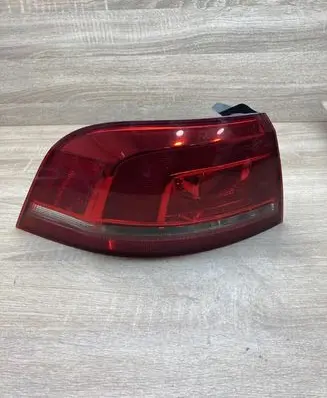 Volkswagen PASSAT B7 Rear/tail lights 3AF945095E LEFTSIDE