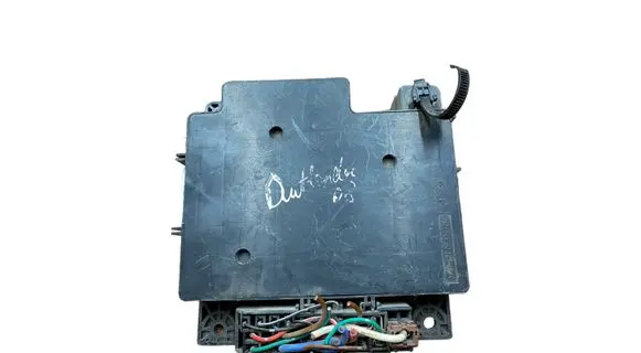 Mitsubishi Outlander Fuse box set 8637A319 L8637002A 519087A18