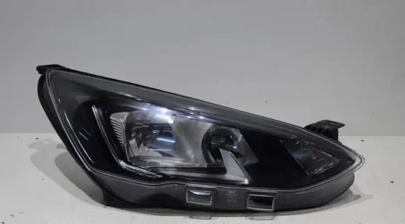 Ford Focus Headlight/headlamp JX7B13W029CE