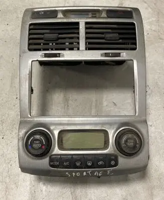 KIA Sportage Climate control unit 945101F000 945101F100