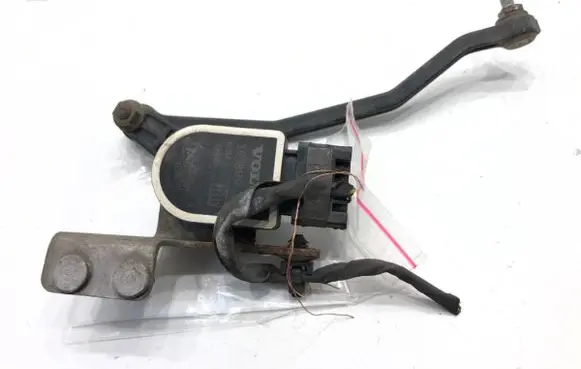 Volvo V60 Headlight/headlamp level sensor 31258179