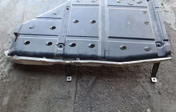 Lexus RX 450H Fuel tank bottom protection 7764148100