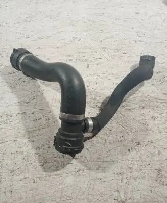BMW X6 E71 Engine coolant pipe/hose 7576357