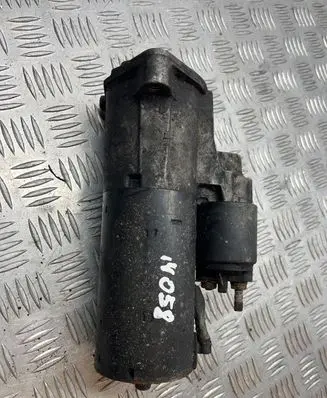 Volkswagen PASSAT B5.5 Starter motor 1C05831133